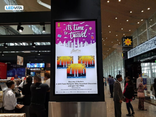 Ứng dụng của màn hình quảng cáo sân bay