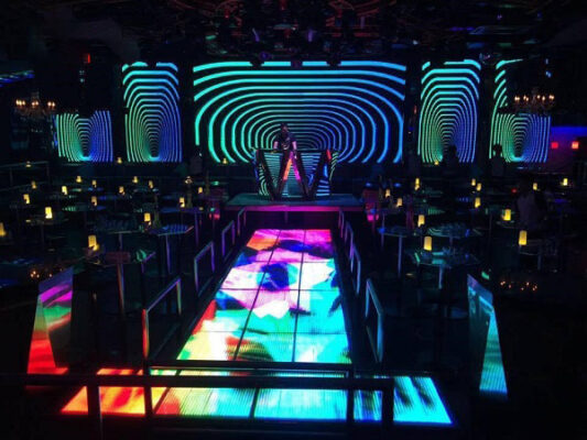 Màn hình LED cho quán bar – Tạo không gian ánh sáng động & nâng tầm trải nghiệm khách